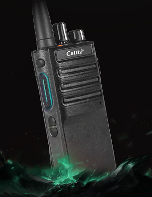 Outdoor IP45 Protection Wireless Walkie Talkie Digital Two Way Radio PH400 High Capacity Battery