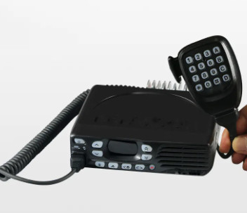 Mobile Radio Transceiver Car Walkie Talkie 25W VHF DMR TKD840 / TKD740 Vehicle Mounted Two Way Radio