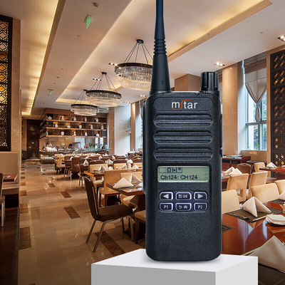 XIR C2620 Uhf Two-way VHF UHF Half Keyboard Top Brand Walkie Talkie Radio