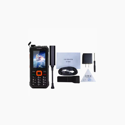 YT1100 POC Long Distance Two Way Radio 0-50km Talk Range 128 Storage Channel IPX5 Water Resistance Level for Clear Communication